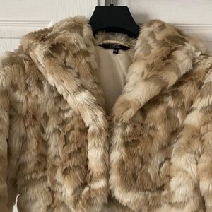 Elegant Faux Fur Teddy Jacket in Cream and Tan
